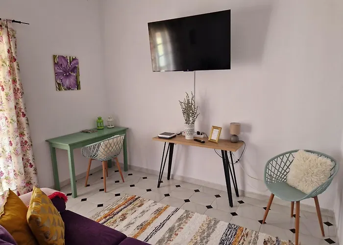 Casas Hoya Limpia- Solo Adultos