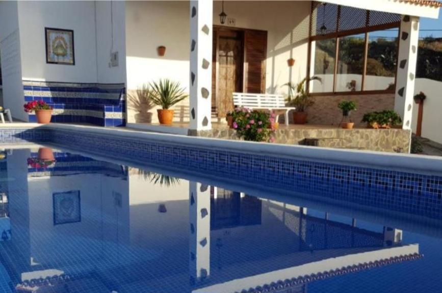 Casas Hoya Limpia- Solo Adultos