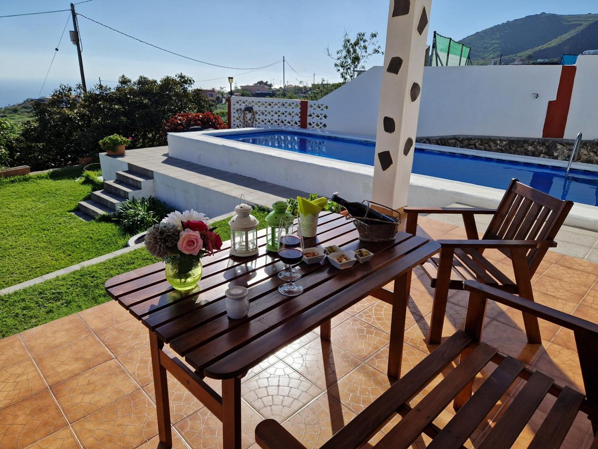 Casas Hoya Limpia- Solo Adultos *