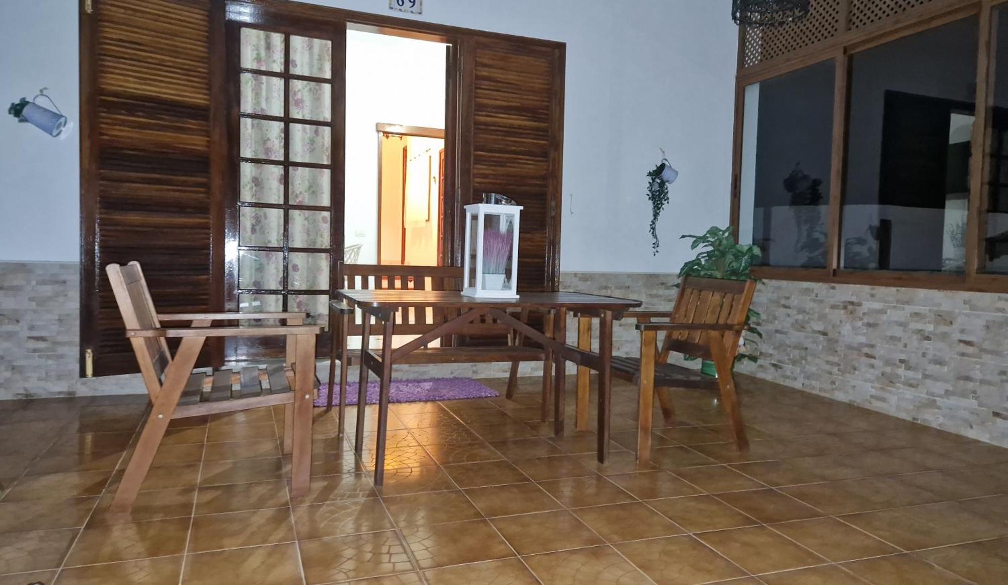 Casas Hoya Limpia- Solo Adultos