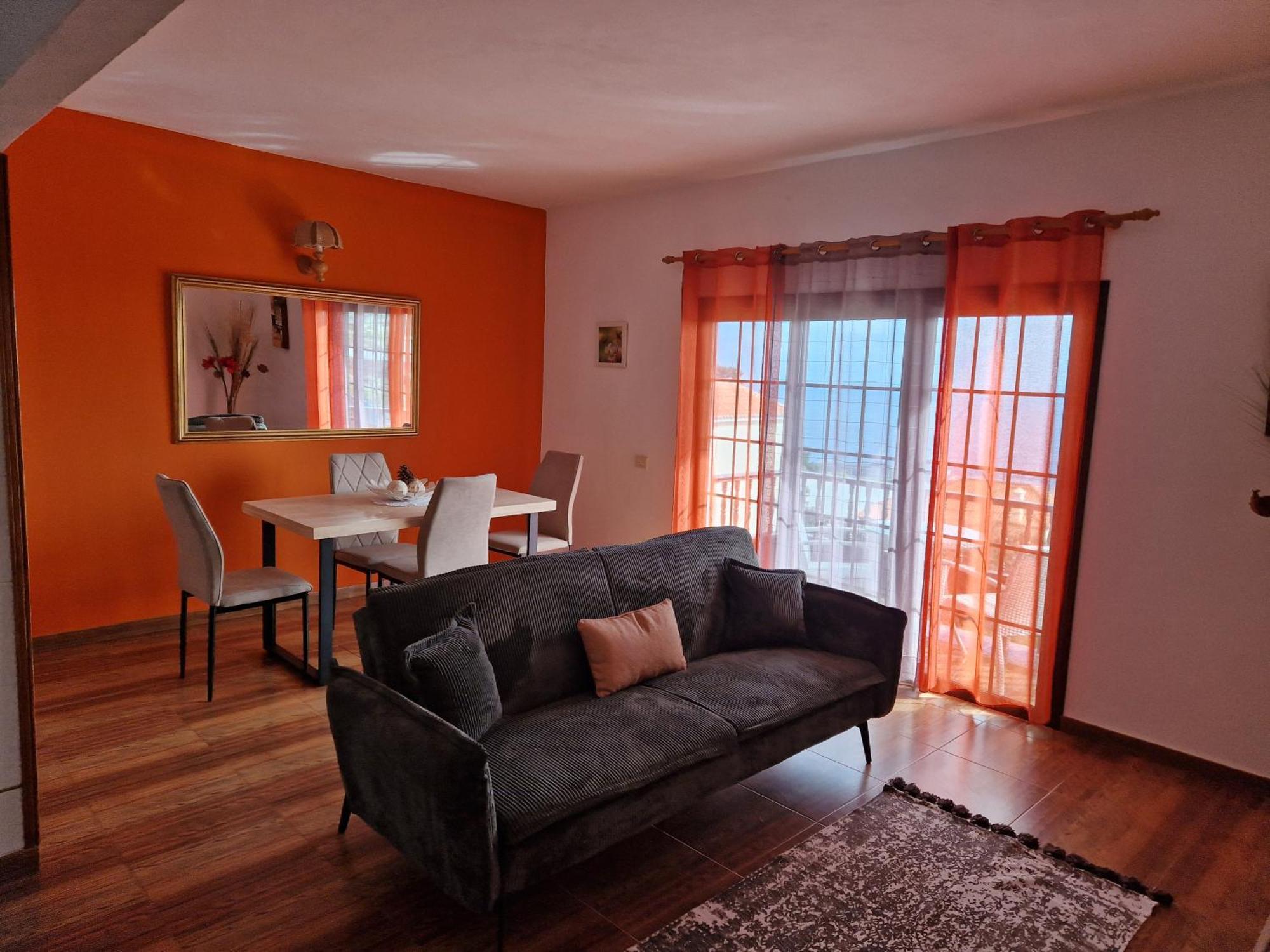 Casas Hoya Limpia- Solo Adultos